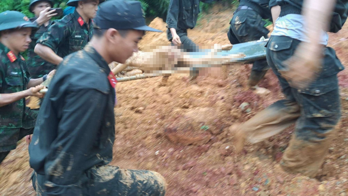 sat lo lon o ha giang, dat da tran qua xe di an hoi khien 11 nguoi tu vong hinh anh 2