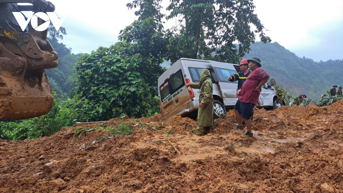 sat lo lon o ha giang, dat da tran qua xe di an hoi khien 11 nguoi tu vong hinh anh 5