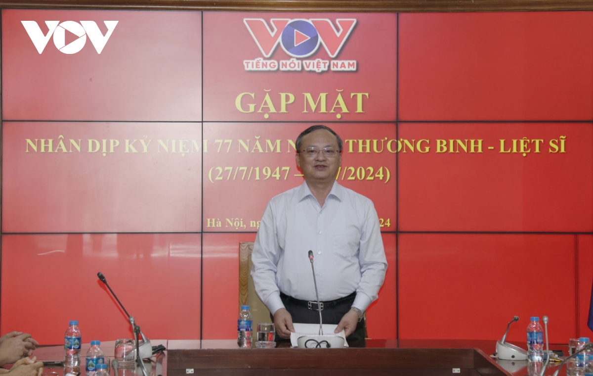 vov gap mat tri an cac thuong binh va than nhan gia dinh liet sy hinh anh 1