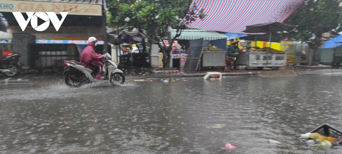 bac lieu nhieu tuyen duong noi o ngap nang sau con mua lon keo dai hinh anh 1