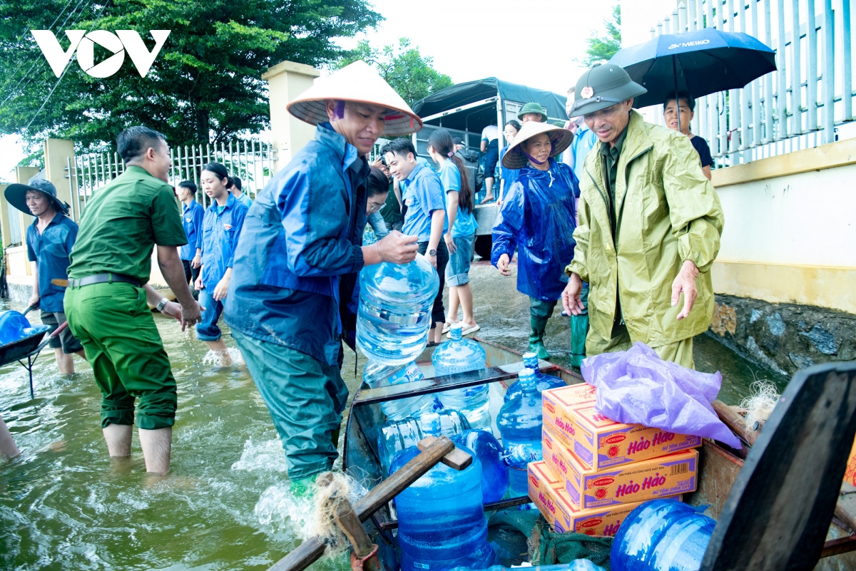 16 xa cua ha noi dang hung chiu mua ngap, 2 huyen du bao nuoc dang cao hon hinh anh 2