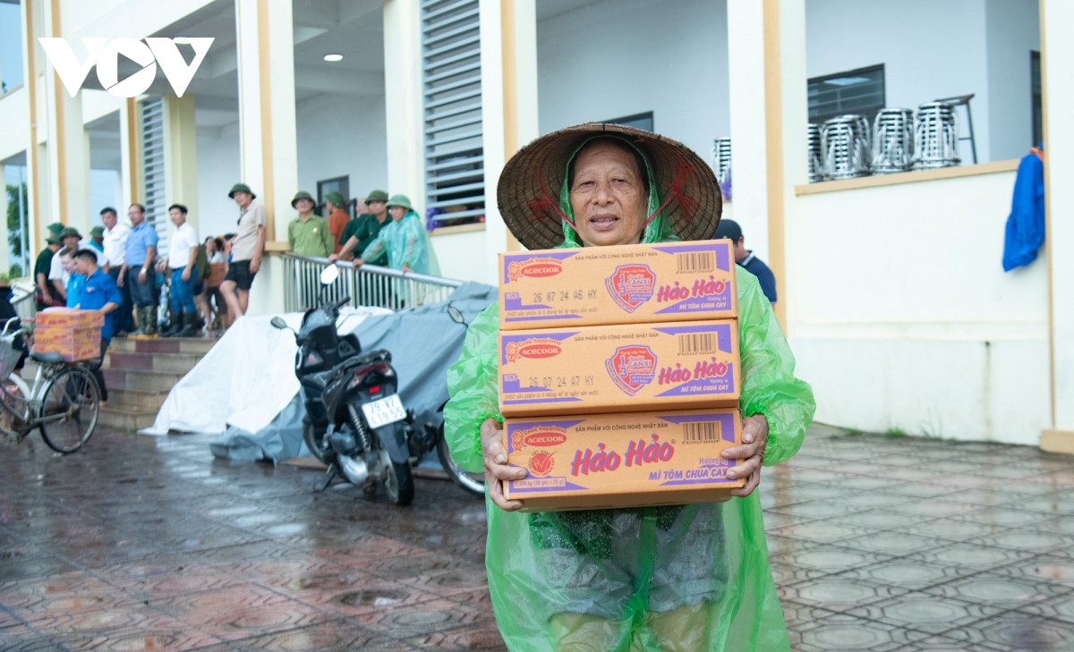 16 xa cua ha noi dang hung chiu mua ngap, 2 huyen du bao nuoc dang cao hon hinh anh 6