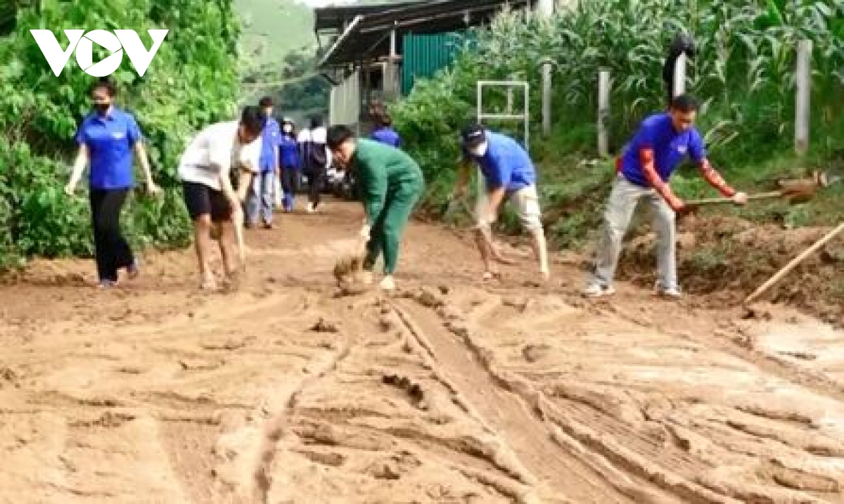 nhieu hoat dong huong ve vung lu son la hinh anh 3