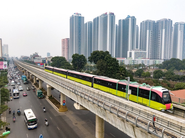 tu ngay mai 8 8, tuyen metro nhon - ga ha noi chinh thuc hoat dong hinh anh 1