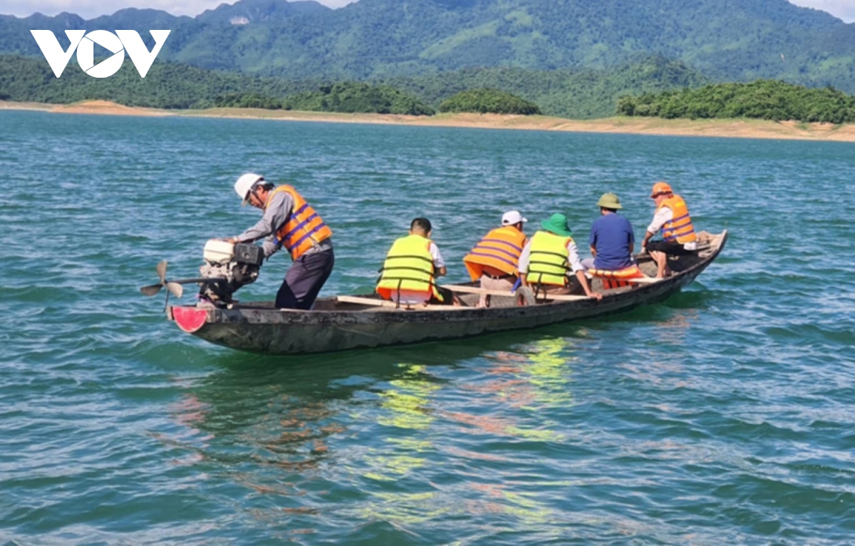 ca chet bat thuong tai ho thuy loi lon nhat tinh quang binh hinh anh 2